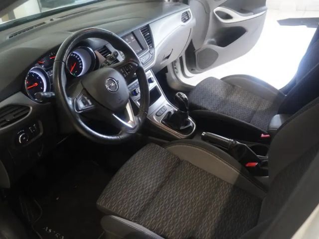 Opel Astra 1.2 Turbo Sports Tourer Turbo