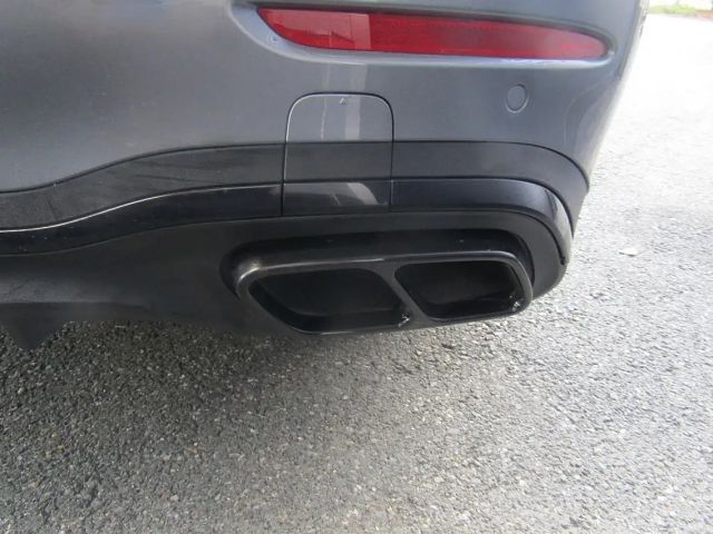 Mercedes-Benz C 220 4MATIC AMG Line C 220 d