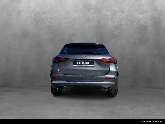 Mercedes-Benz GLA 180 AMG Line