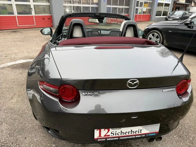 Mazda MX-5 SkyActiv