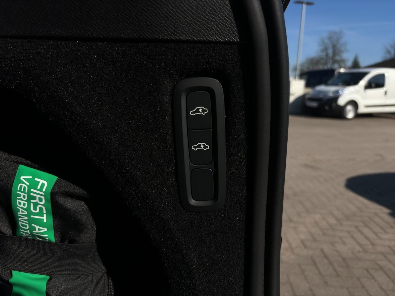 Volvo XC90 AWD Dark T8 Ultra