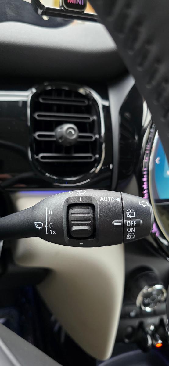 MINI Cooper Resolute Edition 1-Hand LED 2.J-Garantie