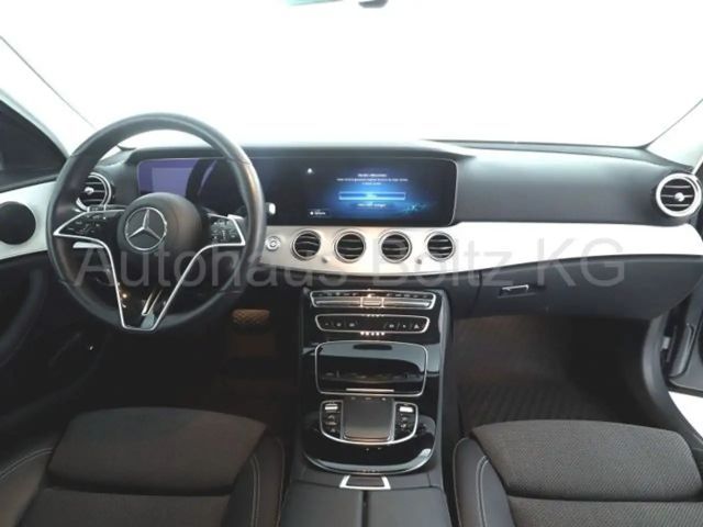 Mercedes-Benz E 220 E 220 d Estate
