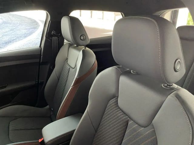 Audi A1 30 TFSI Allstreet S-Line