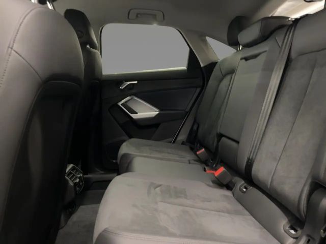 Audi Q3 35 TFSI S-Line