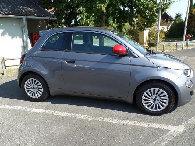 Fiat 500e 42 kWh RED