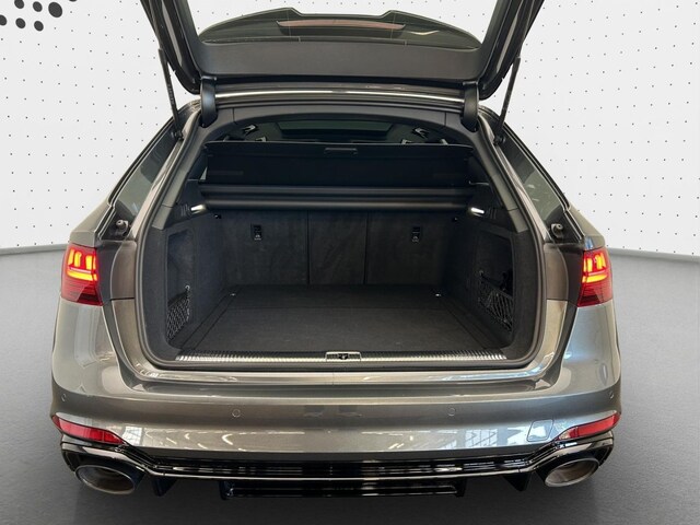 Audi RS4 Avant Quattro