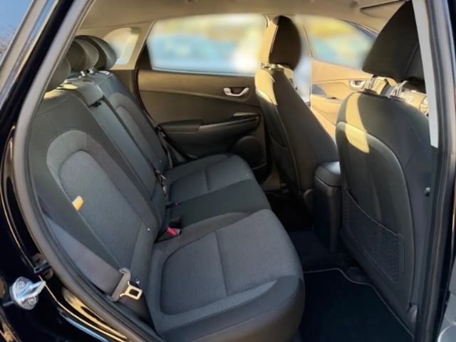 Hyundai Kona 2WD Electric Select