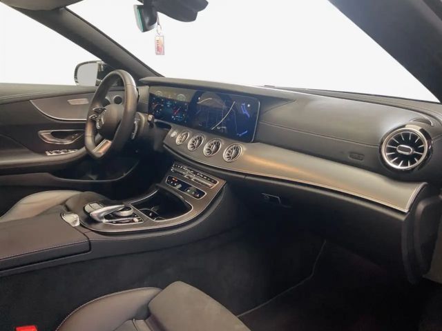 Mercedes-Benz E 300 Cabriolet