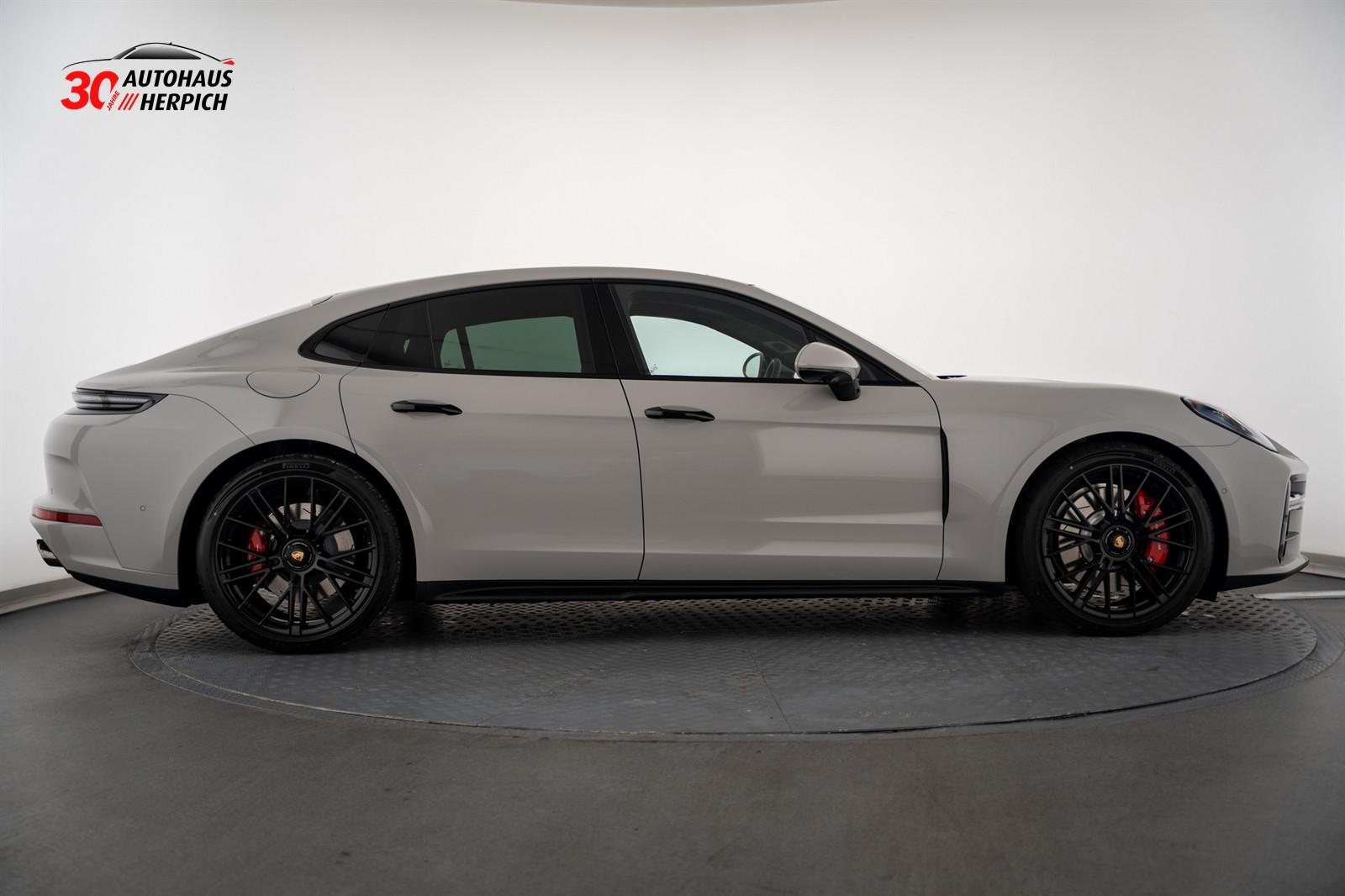 Porsche Panamera GTS