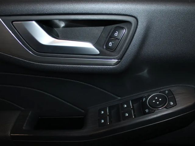 Ford Kuga Plug in Hybrid Titanium X