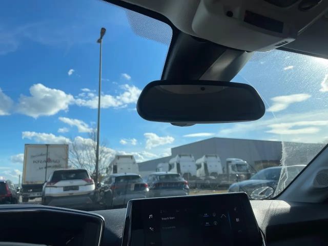 Peugeot 208 Allure Pack