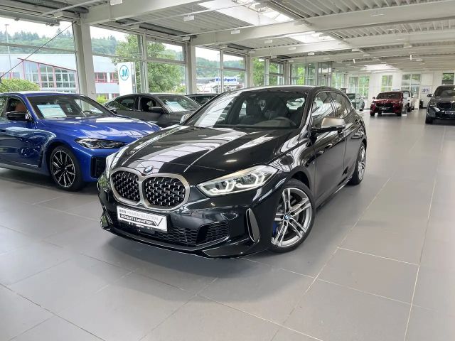 BMW 135 Sedan xDrive