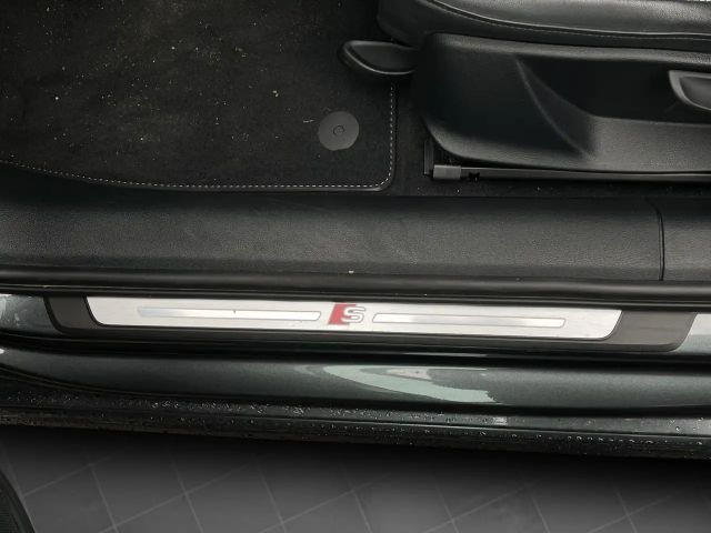 Audi A4 40 TFSI Quattro S-Line