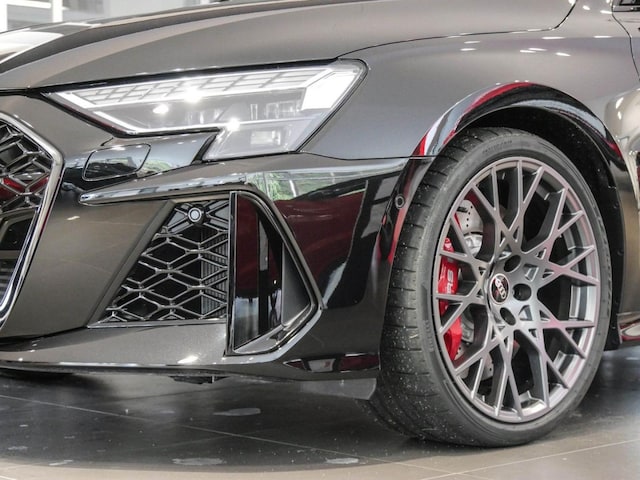 Audi RS3 Quattro S-Tronic Sedan