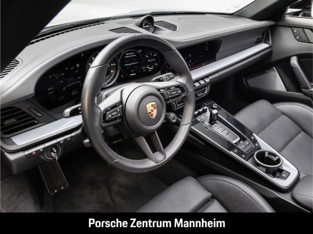 Porsche 992 4 Coupé GTS Targa