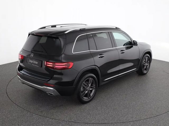 Mercedes-Benz GLB 180 Österreich-Edition AHK Winterpaket