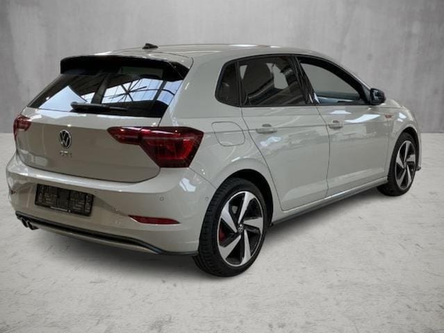 Volkswagen Polo 2.0 TSI DSG
