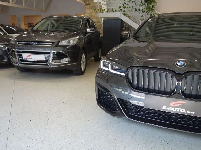 BMW 540 540d M-Sport Touring xDrive