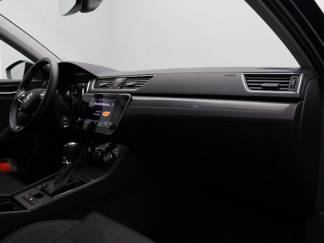 Skoda Superb 2.0 TDI 4x4 Combi Style Style