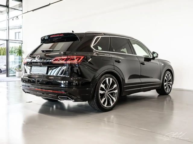 Volkswagen Touareg 4Motion R-Line