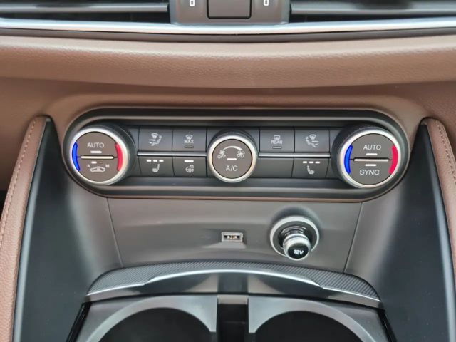 Alfa Romeo Stelvio Q4 Veloce