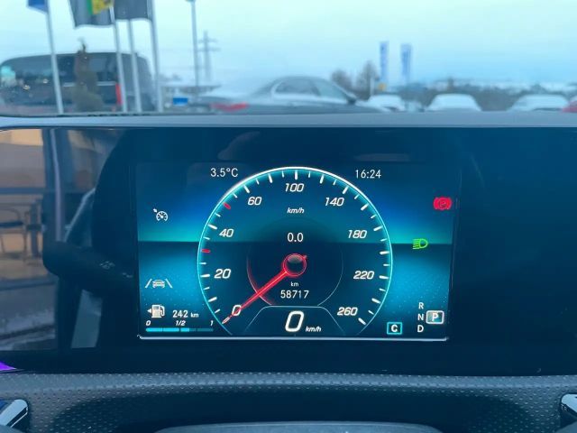 Mercedes-Benz A 180 Hatchback Progressive