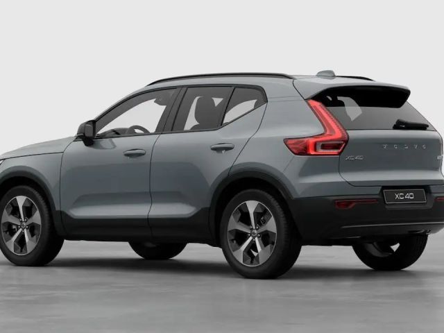Volvo XC40 Dark Plus