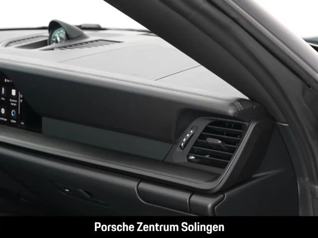 Porsche 992 Cabrio Carrera GTS