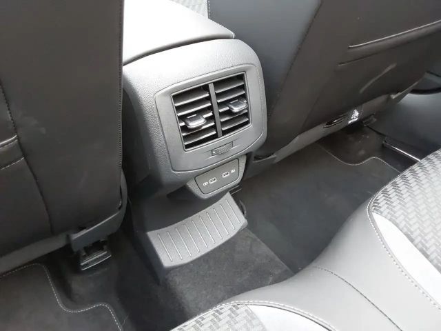 Volkswagen T-Roc Cabriolet DSG R-Line