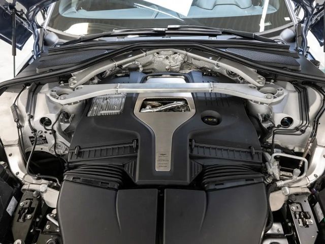 Aston Martin DBX Concours Blue Dark Knight