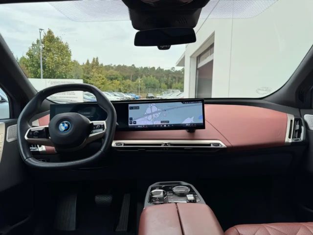 BMW iX M60