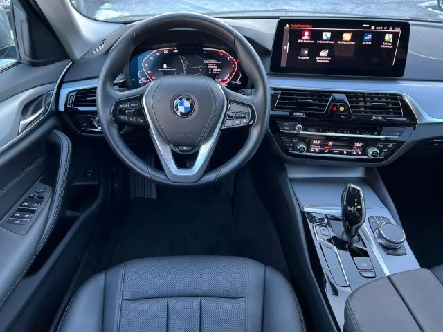 BMW 520 520d 520i Touring xDrive
