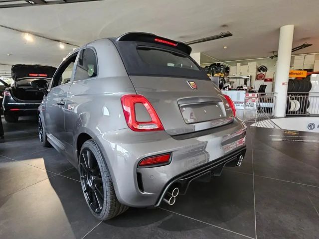 Abarth 695 T-Jet