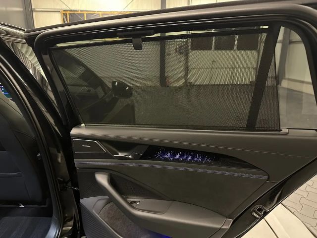 Volkswagen Passat 4Motion R-Line Variant