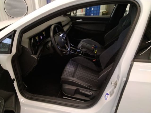 Volkswagen Golf 2.0 TSI DSG R-Line Variant