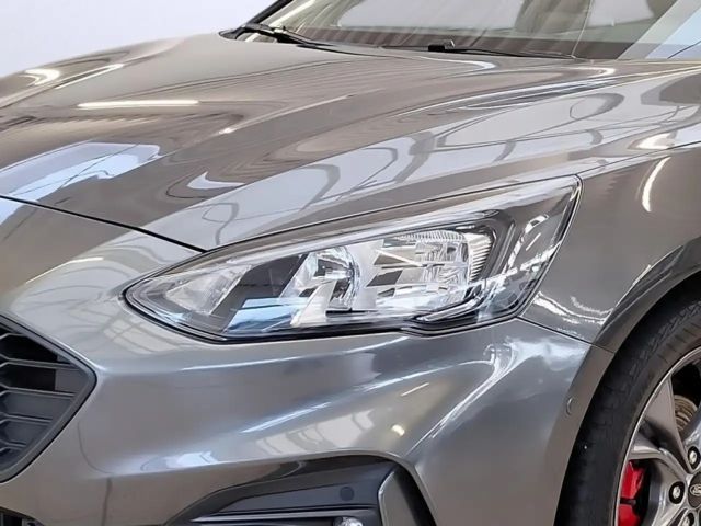 Ford Focus ST Line