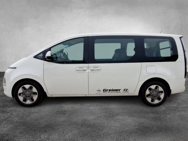 Hyundai Staria Trend