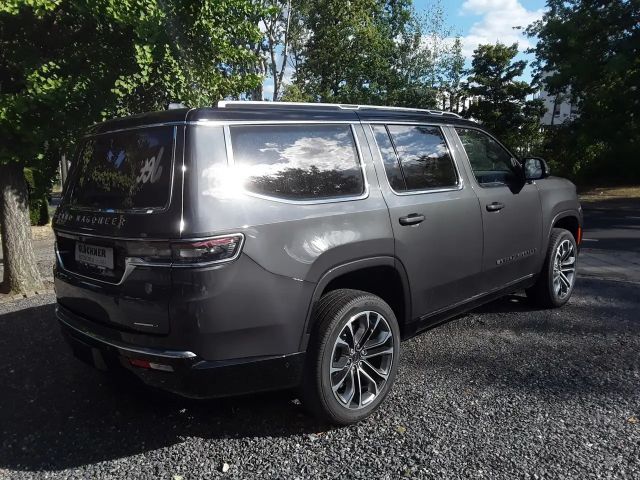 Jeep Wagoneer Series III