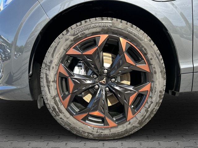 Cupra Terramar 1.5 e-Hybrid