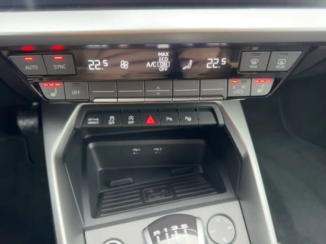 Audi A3 30 TFSI Ambiente Sedan