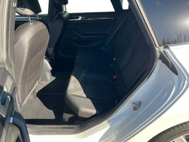 Volkswagen Arteon 2.0 TSI DSG R-Line