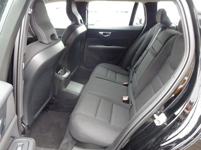 Volvo V60 AWD R-Design T6