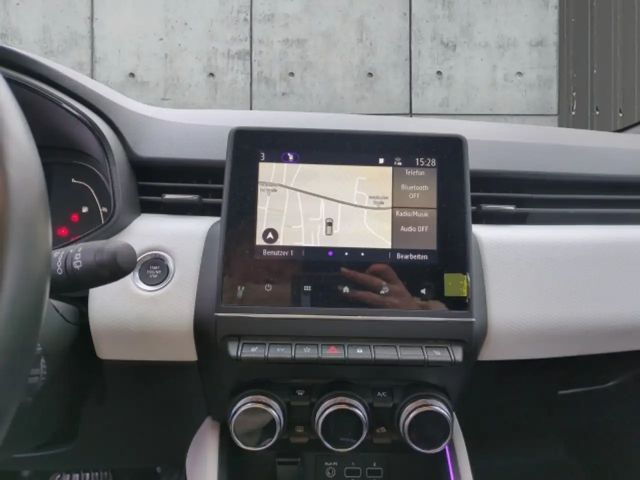 Renault Clio E-Tech Hybrid Techno