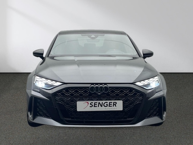 Audi RS3 Quattro S-Tronic Sedan