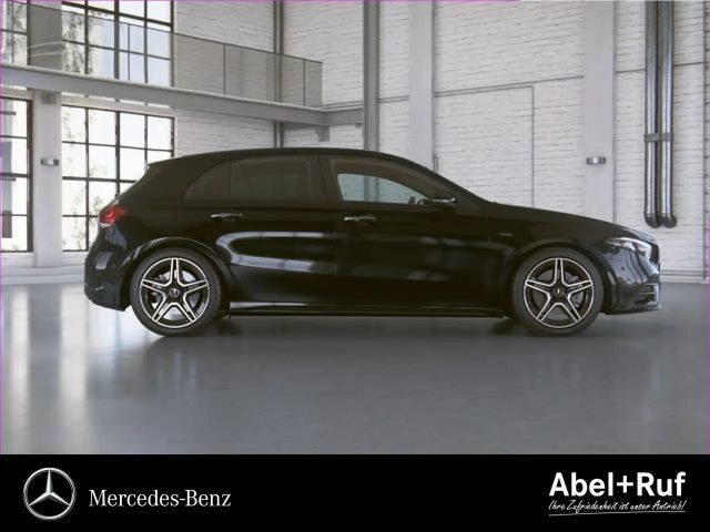 Mercedes-Benz A 250 A 250 e AMG Line