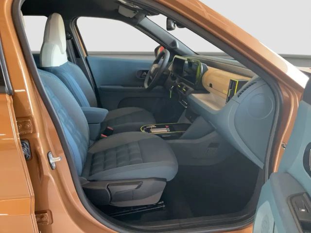 Fiat Grande Panda E La Prima