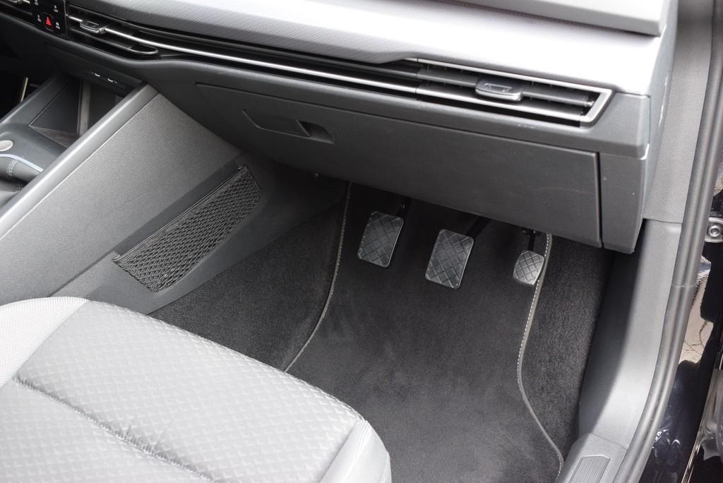 Volkswagen Golf 1.5 TSI Golf VIII Life