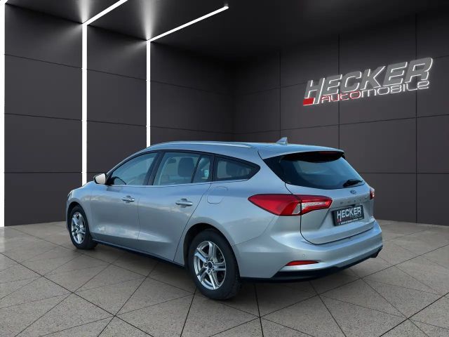 Ford Focus Cool & Connect EcoBoost