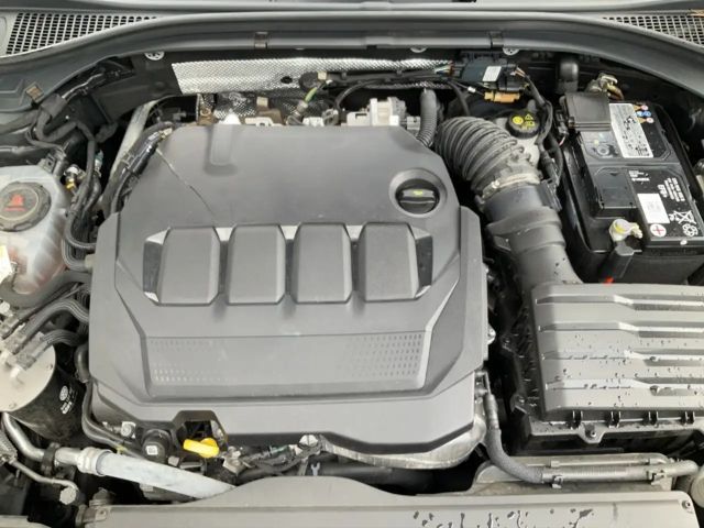 Skoda Superb 2.0 TDI Combi Style Style